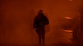 Confrontos em protestos contra novos campos de migrantes