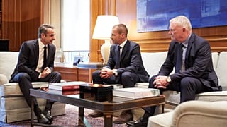 Μνημόνιο κυβέρνησης με FIFA και UEFA για το ελληνικό ποδόσφαιρο 