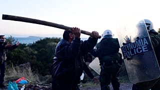 Αντιδράσεις για τα ΜΑΤ σε Χίο και Λέσβο - Αποφασισμένη η κυβέρνηση
