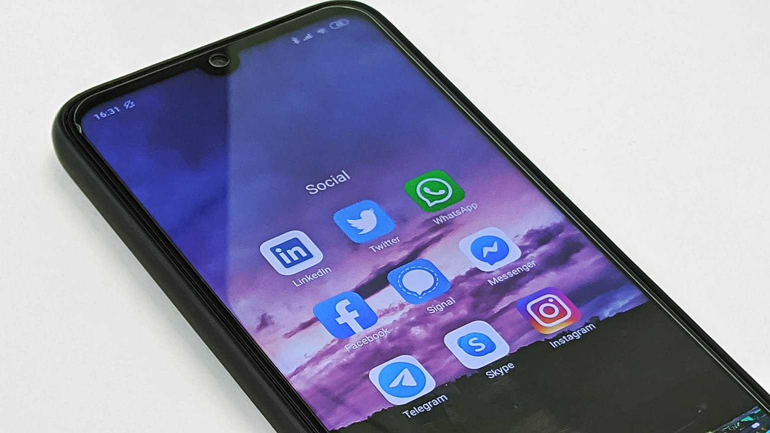 Avrupa Komisyonu'ndan çalışanlara siber güvenlik tavsiyesi: Signal uygulamasını kullanın