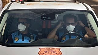 España prevé medidas para paralizar la actividad empresarial en caso de riesgo por coronavirus