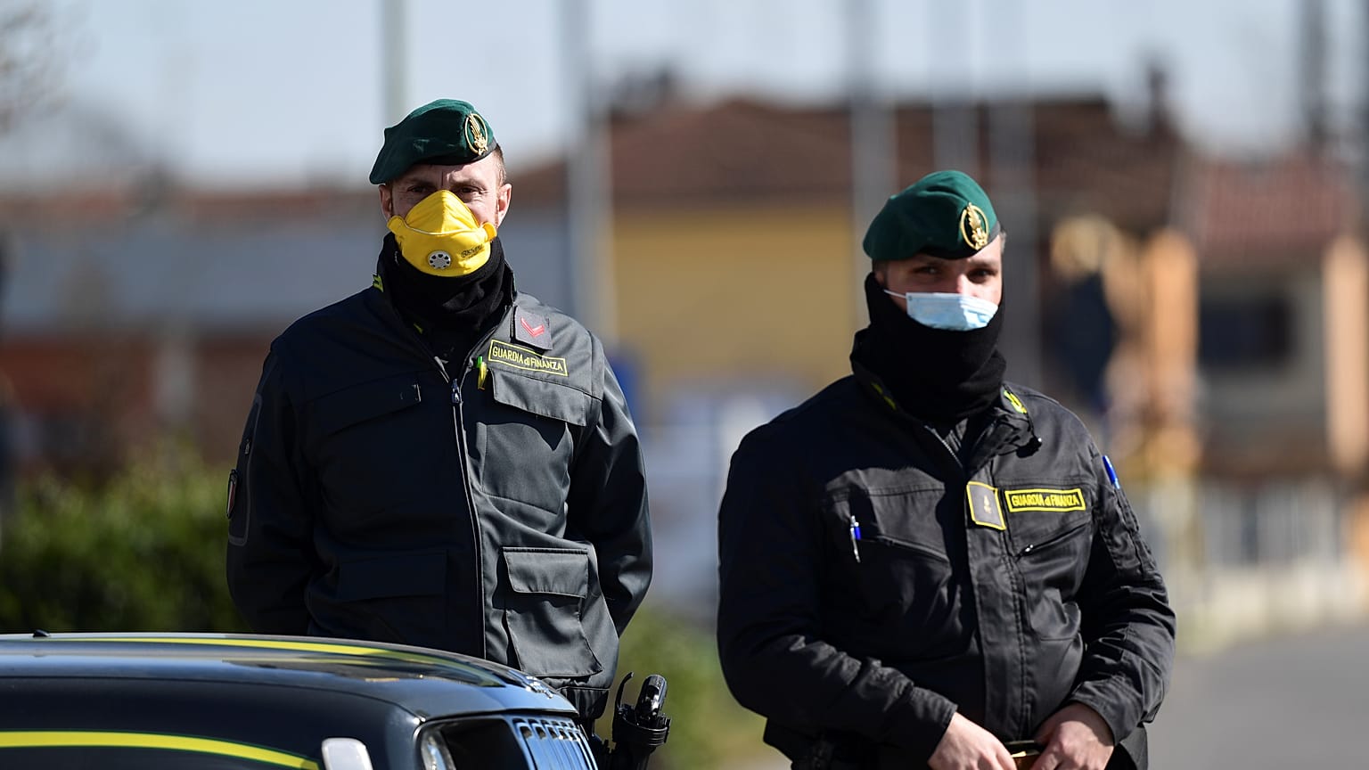 Coronavirus: più di 370 casi in Italia, guarita la turista cinese ricoverata allo Spallanzani