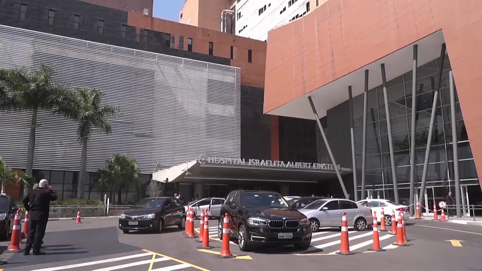 Exterior del hospital Albert Einstein