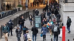 Golpe del coronavirus a la economía mundial