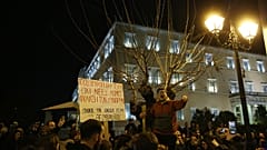 «Πέντε χρόνια υποφέραμε πολλά» - Λέσβιοι και Χιώτες διαδήλωσαν στην Αθήνα