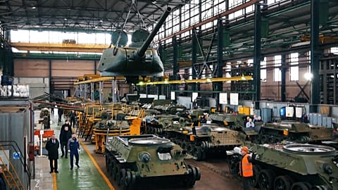 Легендарные Т-34 реставрируют ко Дню Победы 
