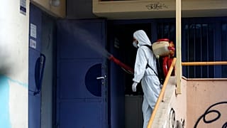 Οι τελευταίες εξελίξεις για τον κορονοϊό που έφτασε στην Ελλάδα