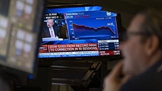 Caídas en los monitores del parqué de la Bolsa de Nueva York el jueves 27 de febrero de 2020.