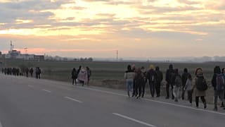 Refugiados rumam à Europa através da Turquia