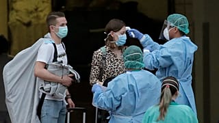 Проверка туристов на Канарских островах