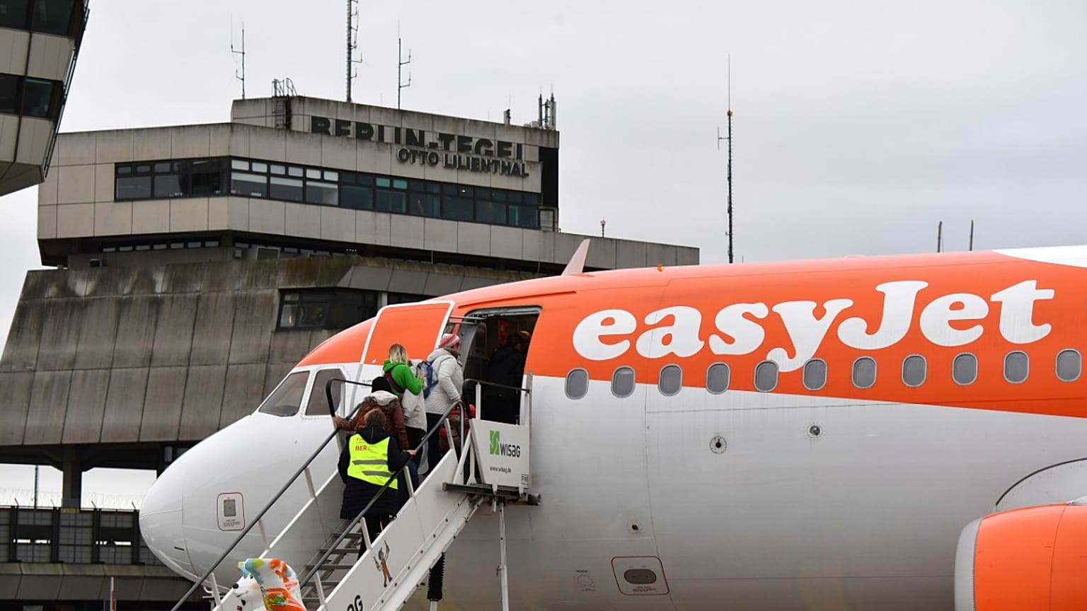 Coronavirus: Easyjet meno voli per l'Italia dal 13 al 31 marzo. Ecco le tratte interessate