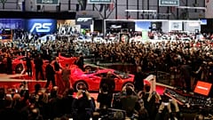 Женевский автосалон в 2015 году. 