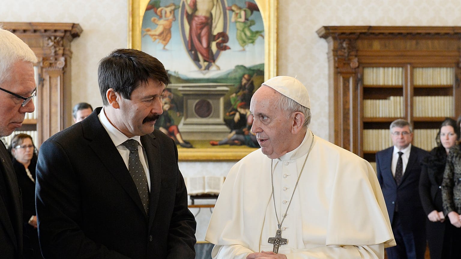 Budapestre látogat Ferenc pápa