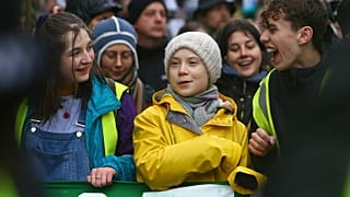 Klimademo in Bristol: Greta Thunberg marschiert voran