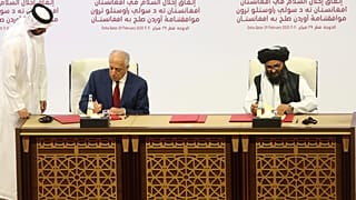 Anlaşmayı ABD’nin Afganistan Özel Temsilcisi Zalmay Halilzad ile Taliban Siyasi Ofis Başkanı Molla Abdulgani Berader imzaladı