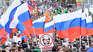 Opposition urges 'Russia without Putin' in rally to remember murdered politician Boris Nemtsov