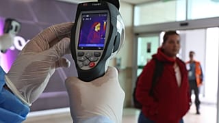 Arap Birliği zirvesi koronavirüs salgını sebebiyle ertelendi      
