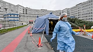 Coronavirus : 90 000 personnes infectées, 2900 morts