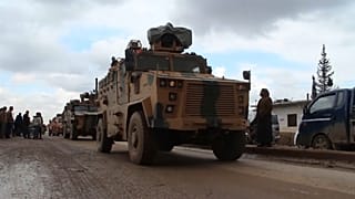Syrien-Krise: Türkei bombardiert syrische Kampfjets