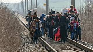  Migrations : Ankara augmente la pression, des milliers de migrants affluent