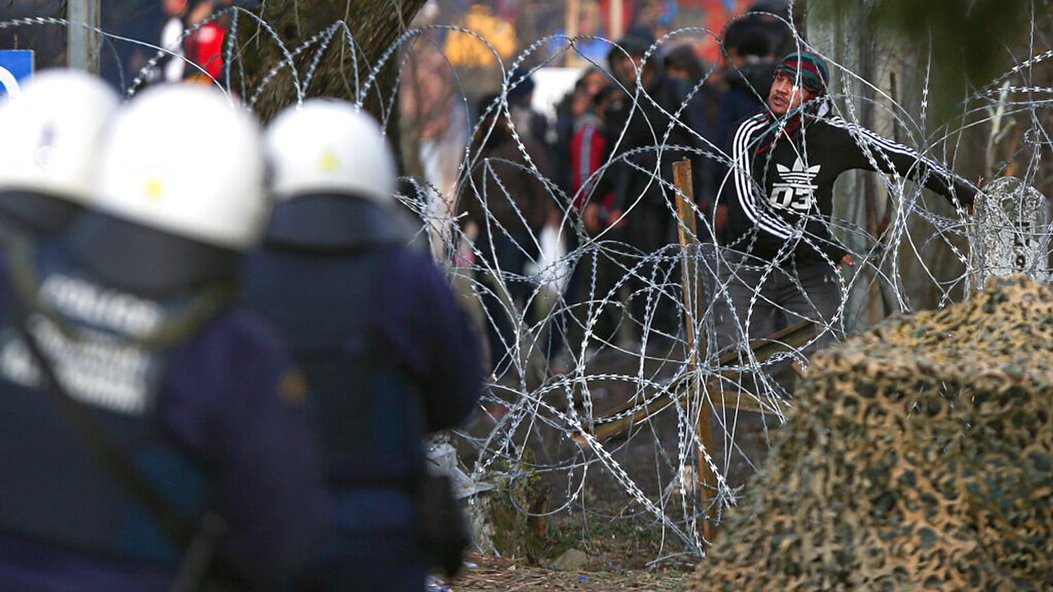 Griechenland: Ausschreitungen an der Grenze zur Türkei
