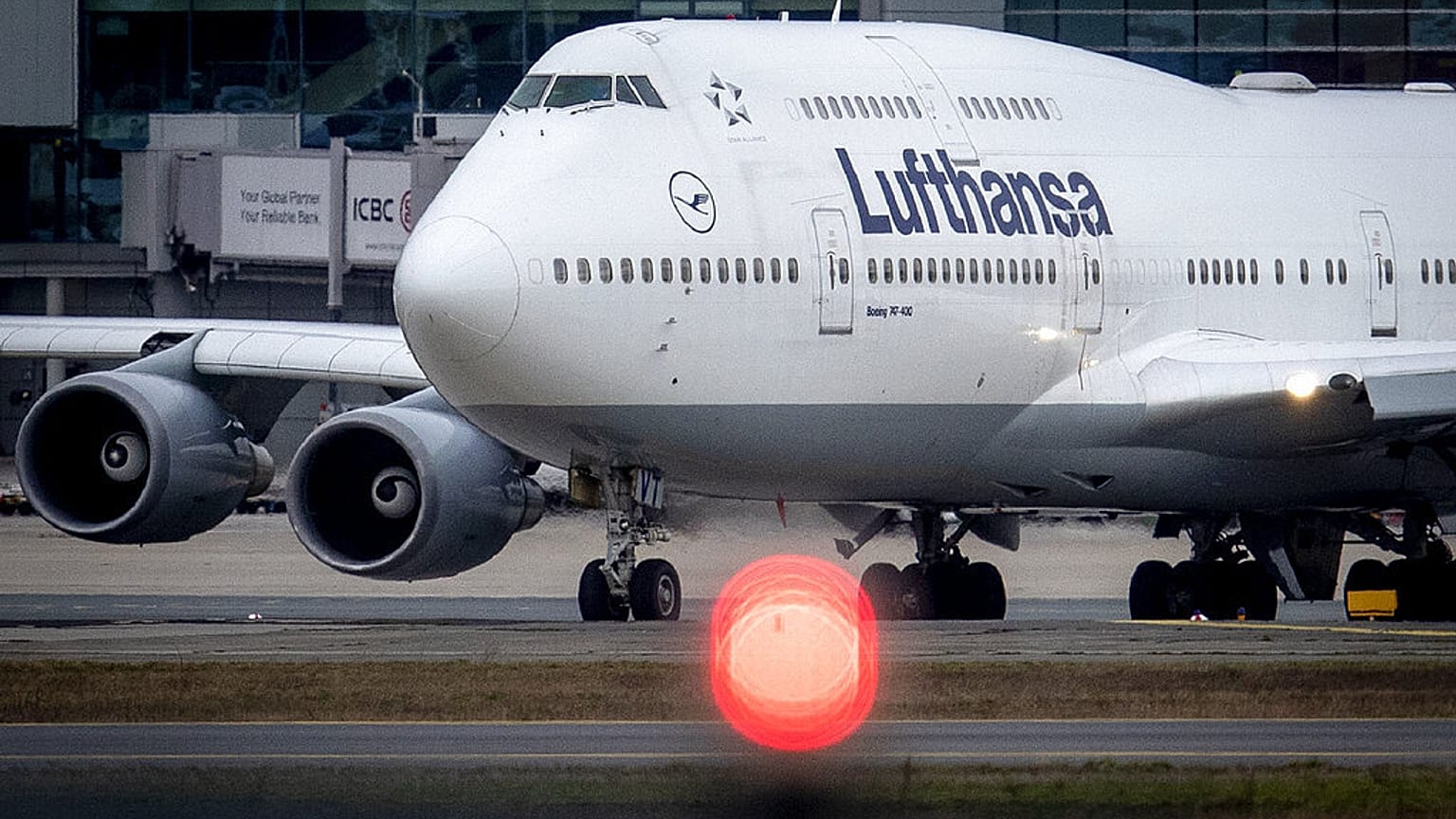 Wegen Drohne: Flugverkehr in Frankfurt eingestellt