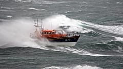 [Video] Desafiando a la borrasca Jorge en el Mar de Irlanda