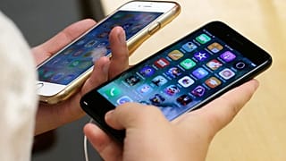اپل برای کند کردن عمدی آیفون ۵۰۰ میلیون دلار به مشتریان خسارت می‌دهد