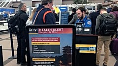 Virus-Warnung am Flughafen von Denver in den USA