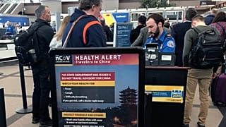 Virus-Warnung am Flughafen von Denver in den USA