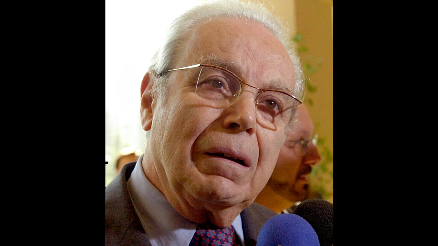PEREZ DE CUELLAR`