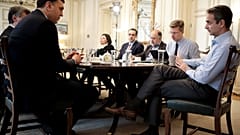 Σύσκεψη στο Μαξίμου για τον COVID-19 - Στα δέκα τα κρούσματα στην Ελλάδα