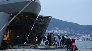 ΛΙΜΑΝΙ ΜΥΤΙΛΗΝΗΣ - ΑΡΜΑΤΑΓΩΓΟ «ΡΟΔΟΣ» ΑΙΤΟΥΝΤΕΣ ΑΣΥΛΟ ΕΠΙΒΙΒΑΣΗ