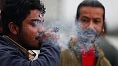 "التدخين السلبي جدا" يشكل خطرا على صحتك 