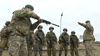 Совместные учения беорусских и британских военных