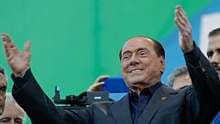 Ο πρώην πρωθυπουργός της Ιταλίας, Σίλβιο Μπερλουσκόνι