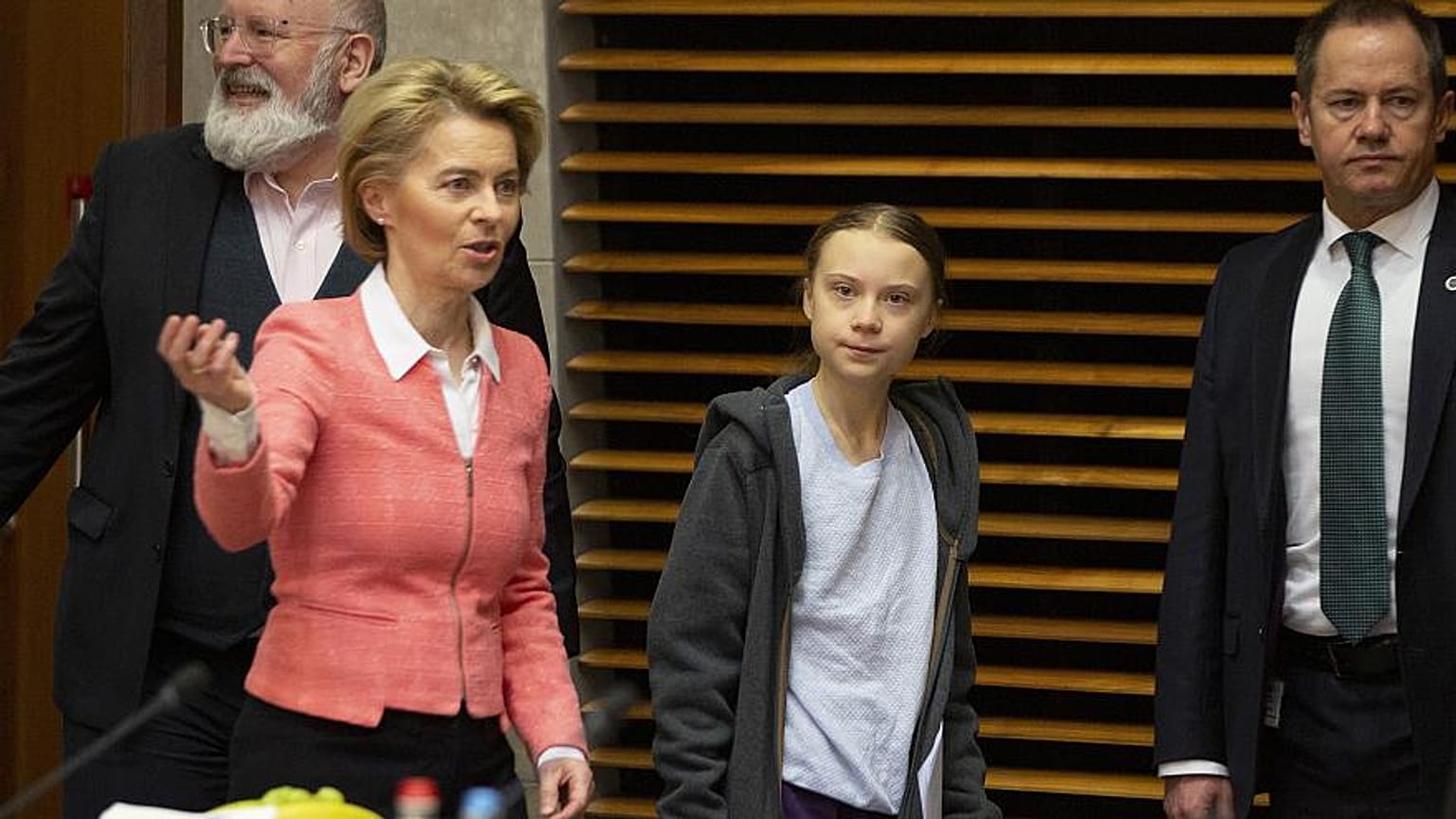 Кризисы для ЕС создают: коронавирус, Турция, климат 