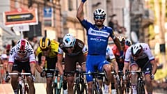 La volata finale della Milano-Sanremo 2019