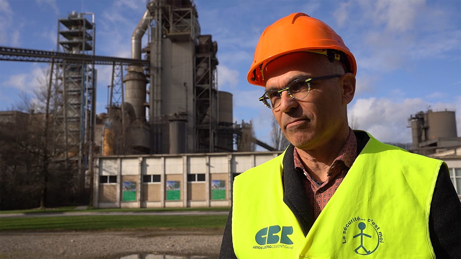 How can cement factories be carbon-neutral by 2050?