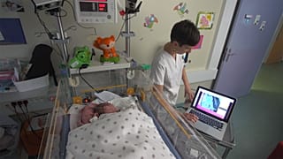 La inteligencia artificial al servicio de los bebés prematuros para evitar infecciones letales