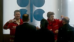 Covid-19: crollano il prezzo del petrolio e le Borse europee