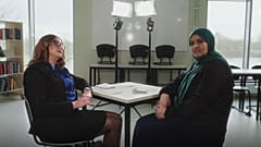 بحث و جدال تلویزیونی دو زن مسلمان سوئدی درباره ممنوعیت روسری در مدارس