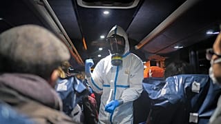 Italia registra más muertes diarias por COVID-19 que China