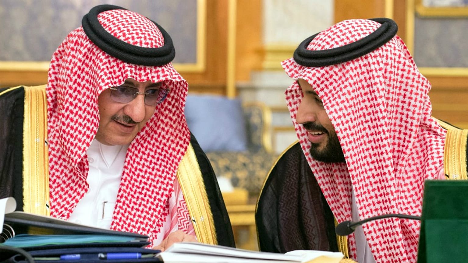 محمد بن سلمان بصحبة محمد بن نايف