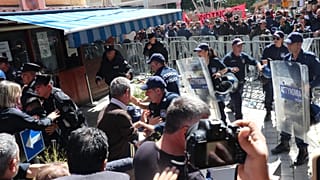 Lefkoşa'da yer alan Lokmacı Sınır Kapısı