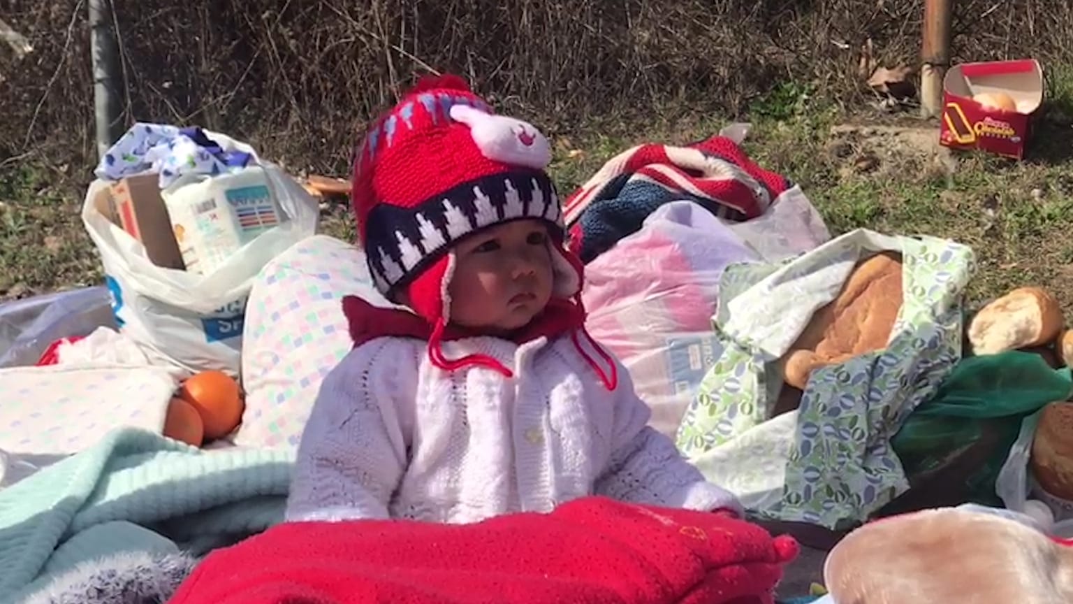 Video | Deniz yoluyla geçişler yasaklandı; Avrupa sınırında bekleyen göçmenler endişeli