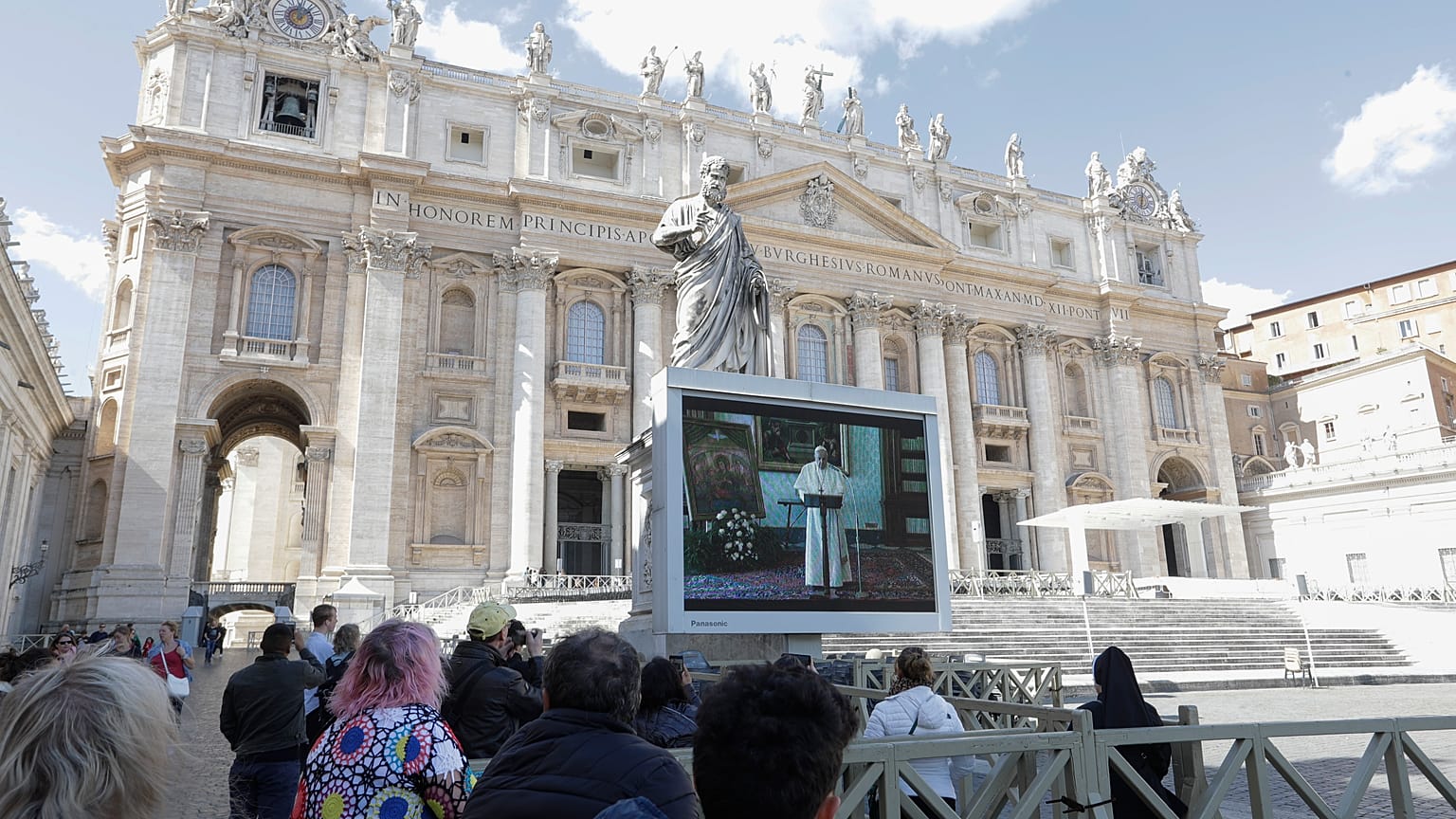 Coronavirus-Krise: Papst "verschanzt sich in Bibliothek"