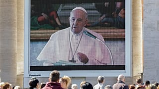 Covid-19 salgını Papa Francis'in ayinlerini de aksattı