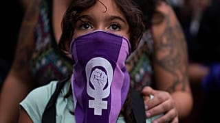 Manifestation pour le droit des femmes à Montevideo en Uruguay
