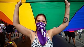 Dia da Mulher no Brasil integra vários protestos
